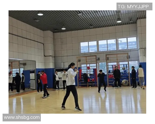 国家队集训首次引入心理辅导公开课程提升运动员心理素质和团队凝聚力 国家队集训首次引入心理辅导公开课程提升运动员心理素质和团队凝聚力